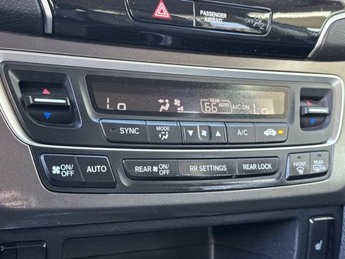 Used 2021 Honda Pilot EX-L image 19