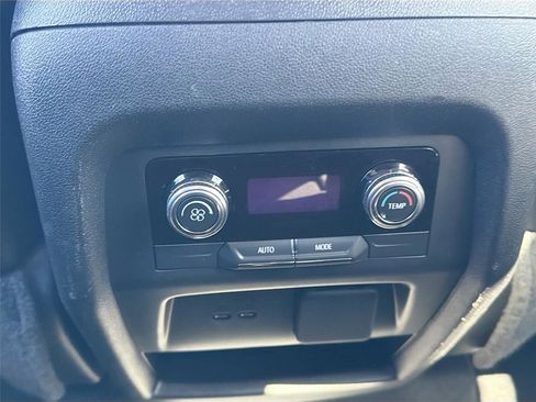 Used 2024 GMC Acadia Elevation image 25