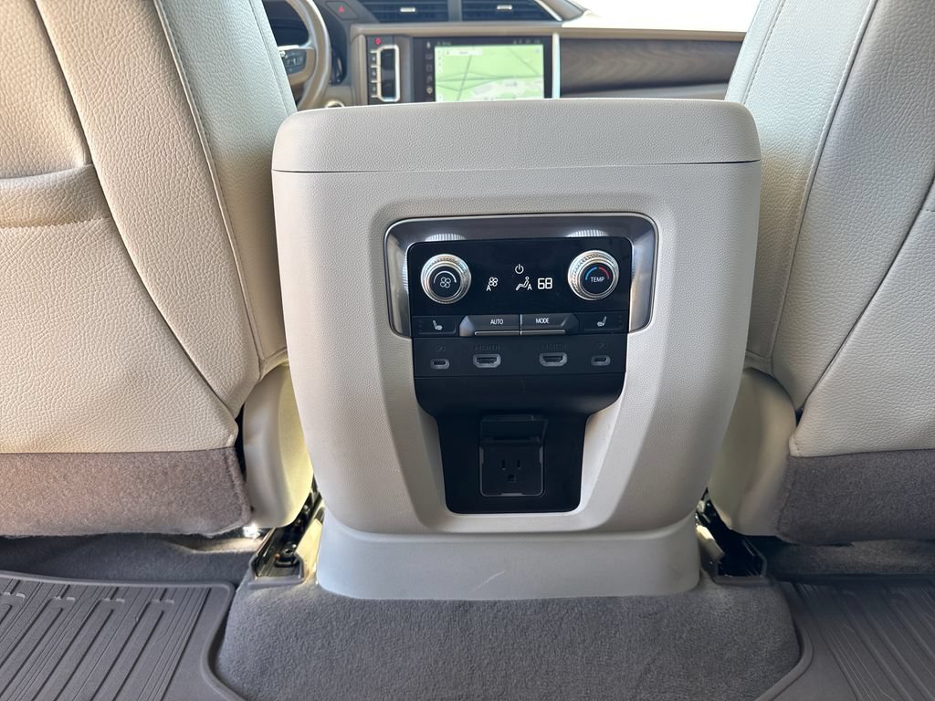 Certified 2023 GMC Yukon XL Denali w/ Denali Reserve Package AWD/4WD image 40