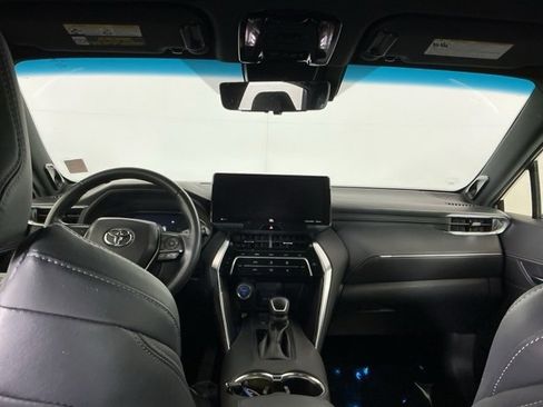 Used 2021 Toyota Venza Limited w/ Advanced Technology Package image 25