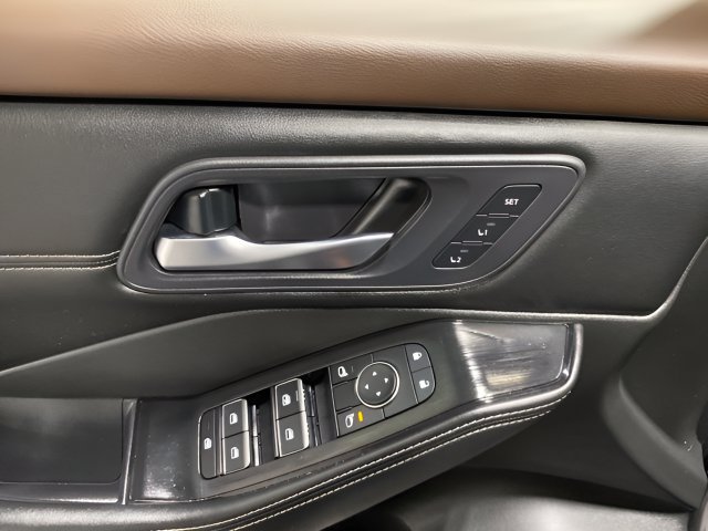 Certified 2023 Nissan Rogue SL AWD/4WD image 10