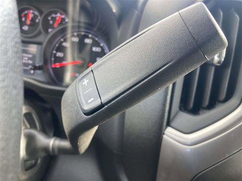 Used 2024 Chevrolet Silverado 2500 Custom w/ Custom Value Package image 23