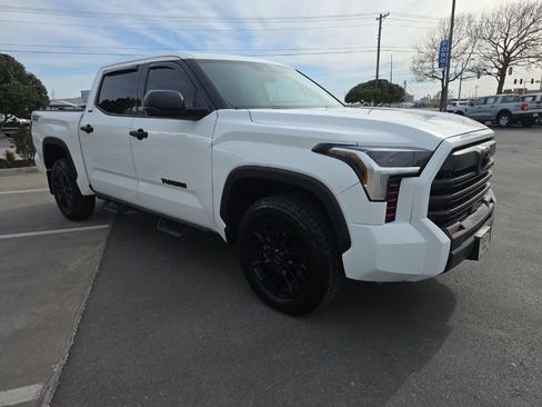 Used 2023 Toyota Tundra SR5 image 8