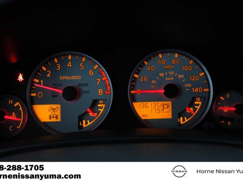 Used 2013 Nissan Xterra PRO-4X AWD/4WD image 8