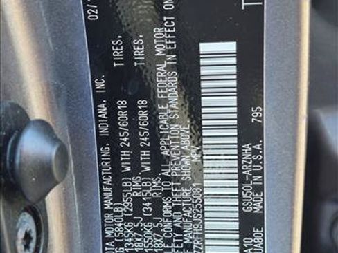 Used 2018 Toyota Highlander Plus FWD image 23