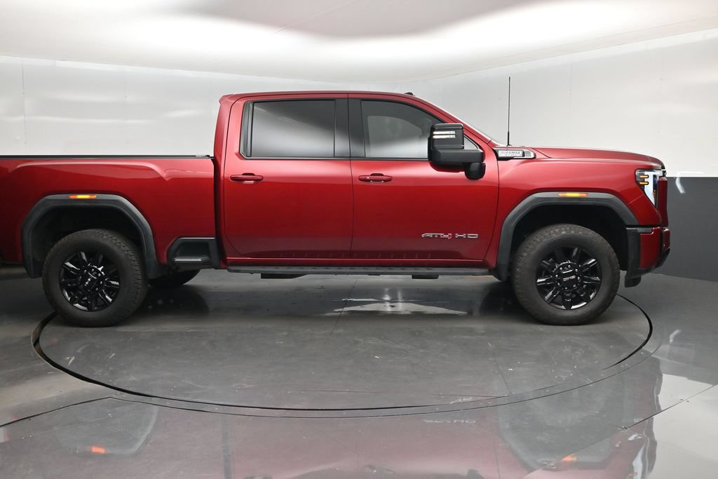 Used 2025 GMC Sierra 2500 AT4 w/ AT4 Premium Plus Package AWD/4WD image 2