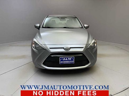 Used 2016 Scion iA image 8
