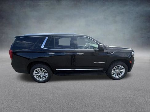 Used 2024 GMC Yukon SLT AWD/4WD image 15