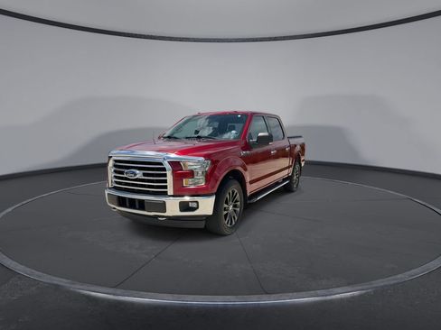 Used 2017 Ford F150 XLT w/ Equipment Group 302A Luxury AWD/4WD image 4