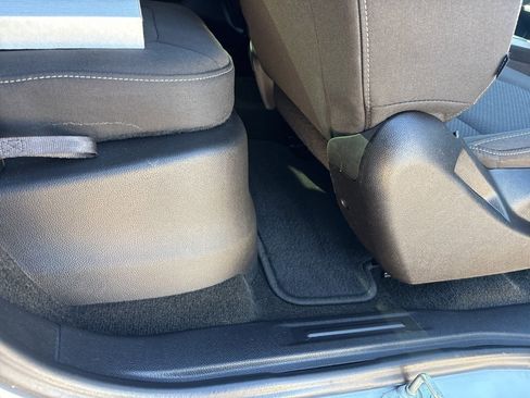 Used 2016 Chevrolet Colorado LT image 28