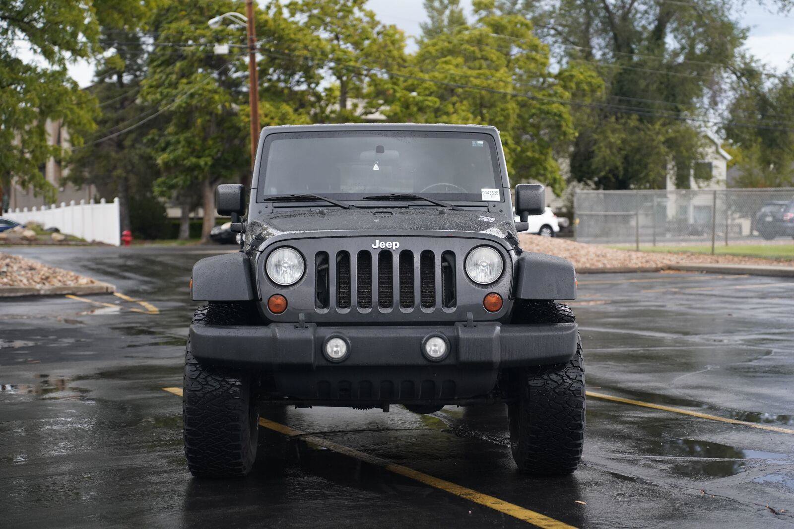 Used 2010 Jeep Wrangler Unlimited Sport AWD/4WD image 8