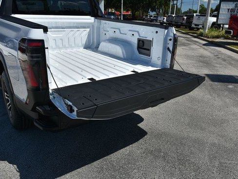 New 2026 GMC Sierra EV Elevation image 13