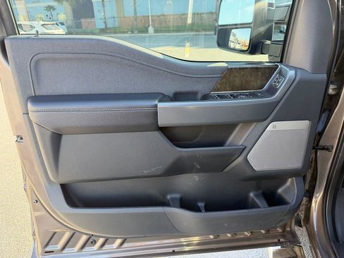 Used 2022 Ford F150 Lariat w/ Max Trailer Tow Package image 6