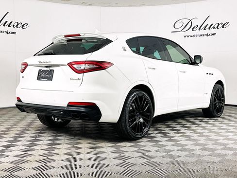 Used 2019 Maserati Levante GranSport AWD/4WD image 6