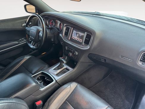 Used 2021 Dodge Charger SXT w/ Leather Interior Group RWD image 15