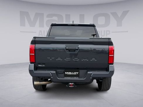 Certified 2025 Toyota Tacoma TRD Sport image 4