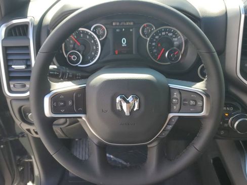 New 2026 RAM 1500 4x4 Crew Cab image 28