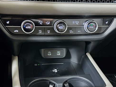New 2026 Honda HR-V EX-L image 15