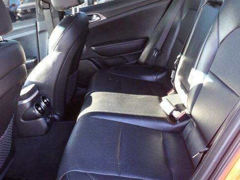 Used 2019 Kia Stinger GTS image 17