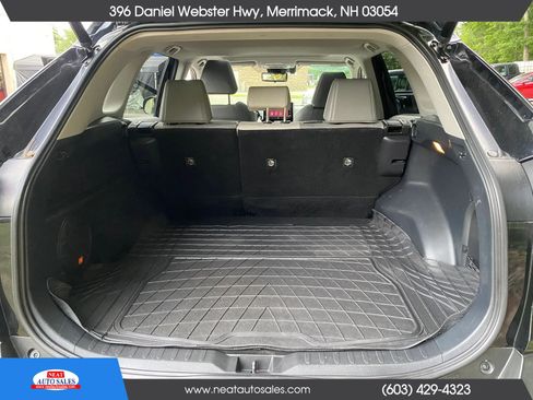 Used 2019 Toyota RAV4 Limited AWD/4WD image 15