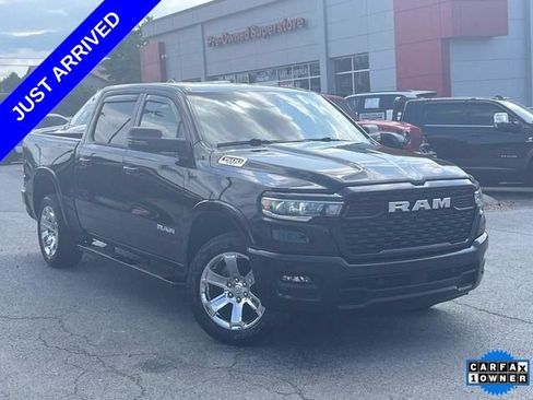 Used 2025 RAM 1500 Big Horn AWD/4WD image 1