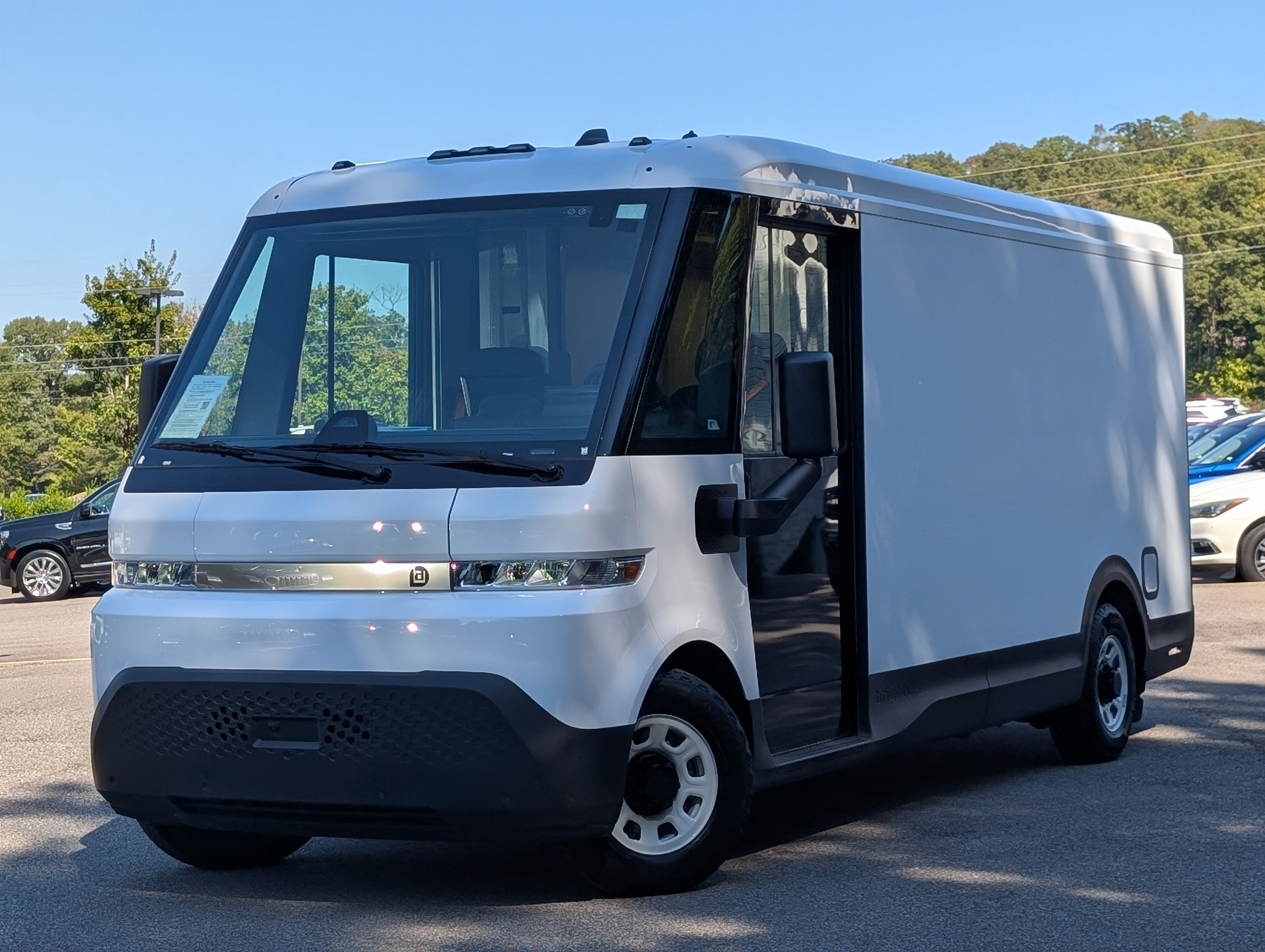 Used 2024 Chevrolet Brightdrop 600 w/ Commercial Equipment Package AWD/4WD image 4