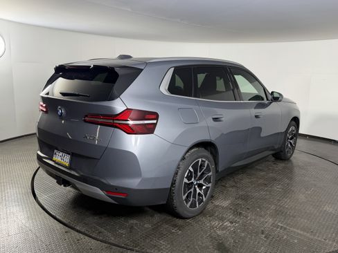 Used 2026 BMW X3 xDrive30 w/ Premium Package image 4