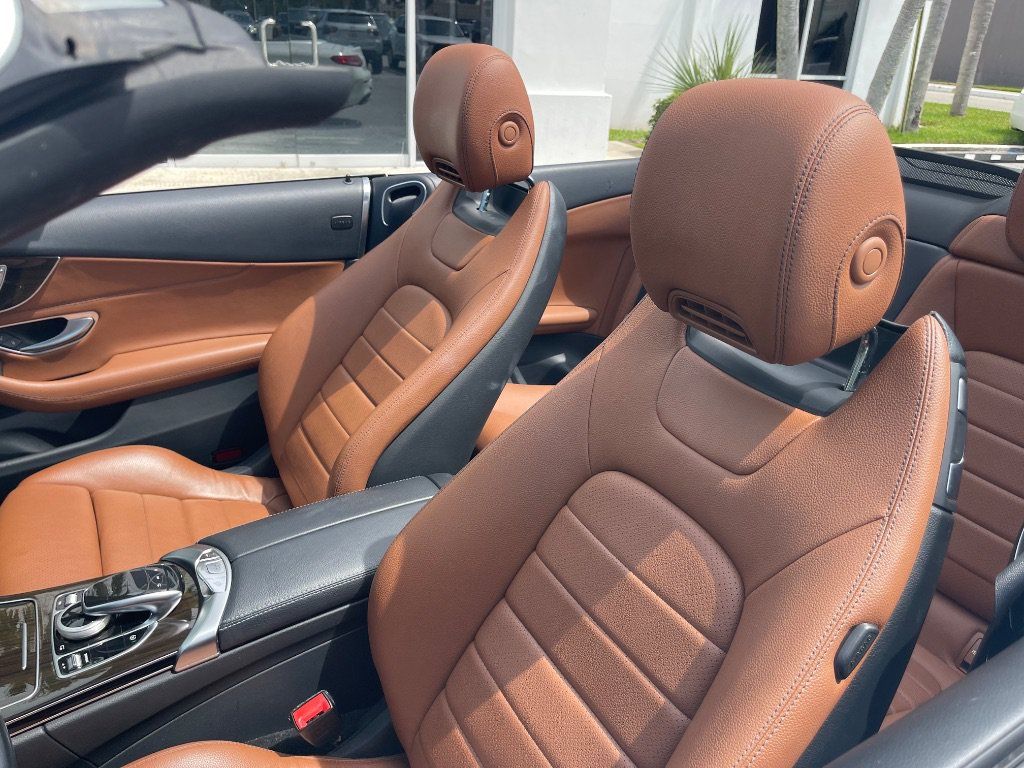 Used 2018 Mercedes-Benz C 300 4MATIC Cabriolet image 9