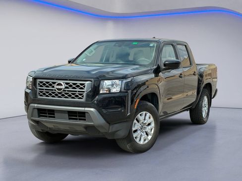 Used 2022 Nissan Frontier SV w/ Technology Package RWD image 2