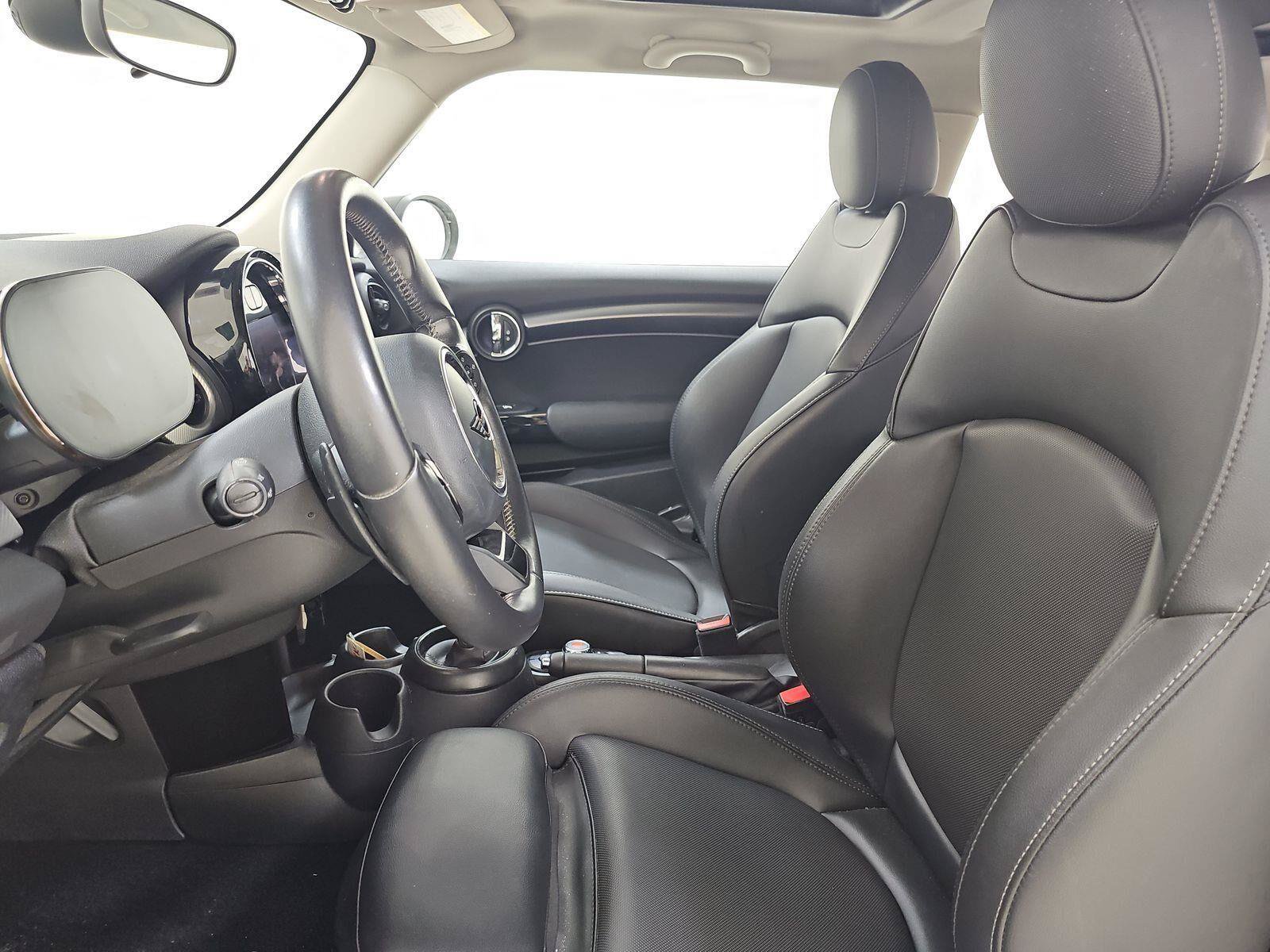 Used 2022 MINI Cooper S FWD image 9