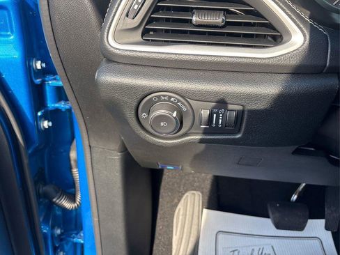 New 2026 Chrysler Pacifica Select FWD image 15