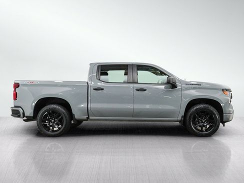 Used 2024 Chevrolet Silverado 1500 Custom w/ Turbomax Blackout Package AWD/4WD image 6