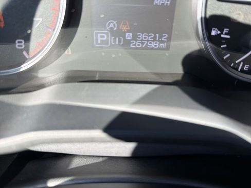 Used 2024 Subaru Crosstrek 2.0i Premium AWD/4WD image 16