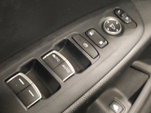 Used 2019 Honda Accord LX image 27