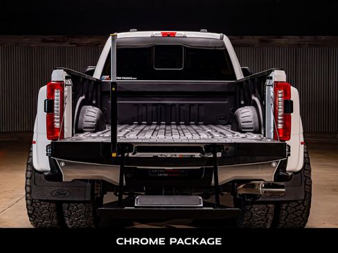 Used 2024 Ford F350 Lariat w/ Lariat Ultimate Package image 9