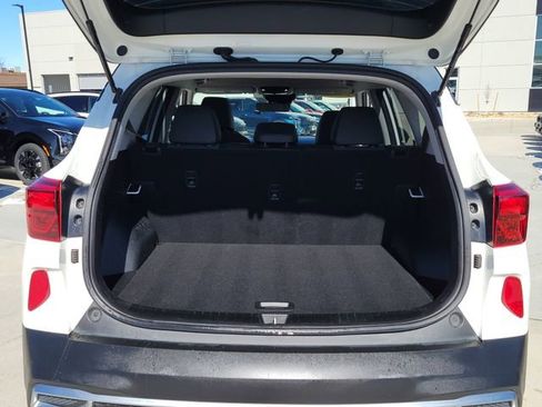 Used 2023 Kia Seltos S w/ Navigation Package image 18