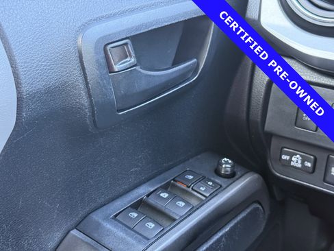 Used 2020 Toyota Tacoma SR5 image 24