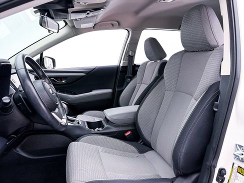 Used 2023 Subaru Outback Premium AWD/4WD image 18