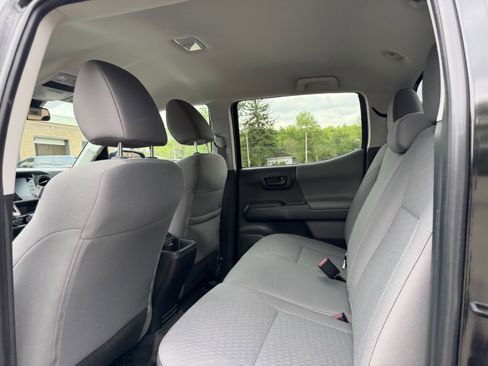 Used 2023 Toyota Tacoma SR AWD/4WD image 27