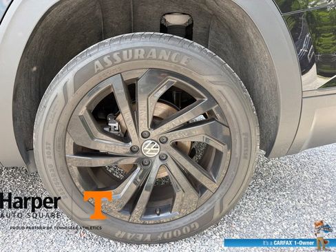 Used 2023 Volkswagen Atlas SE w/ Panoramic Sunroof Package image 21