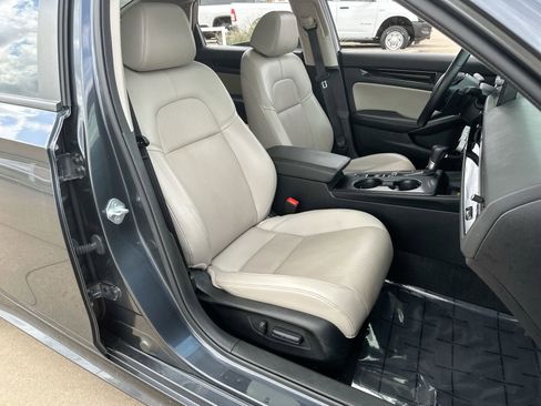 Used 2023 Honda Civic Touring image 25