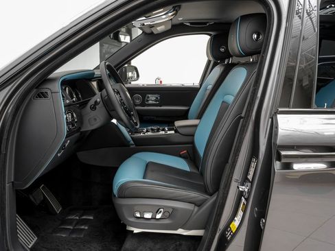 Used 2022 Rolls-Royce Cullinan w/ Cullinan Package AWD/4WD image 7