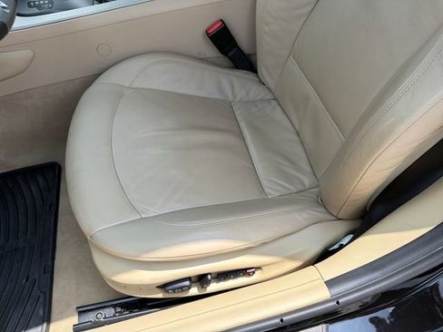 Used 2004 BMW Z4 3.0i RWD image 17