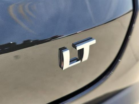 New 2026 Chevrolet Trax LT w/ Driver Confidence Package FWD image 5