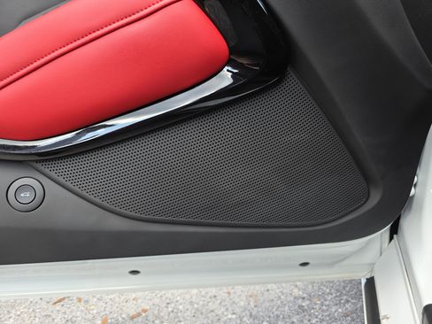 Used 2021 Chevrolet Camaro SS w/ Redline Edition image 17