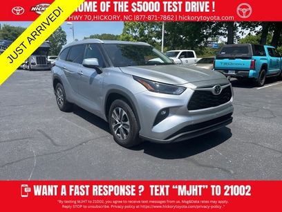 Used 2023 Toyota Highlander XLE