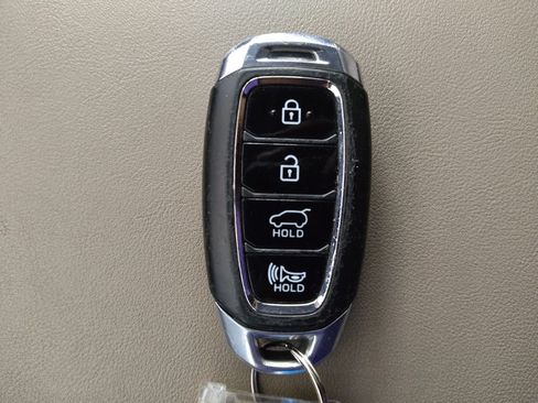 Used 2019 Hyundai Santa Fe FWD image 32