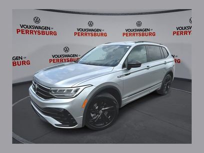 Certified 2024 Volkswagen Tiguan SE R-Line
