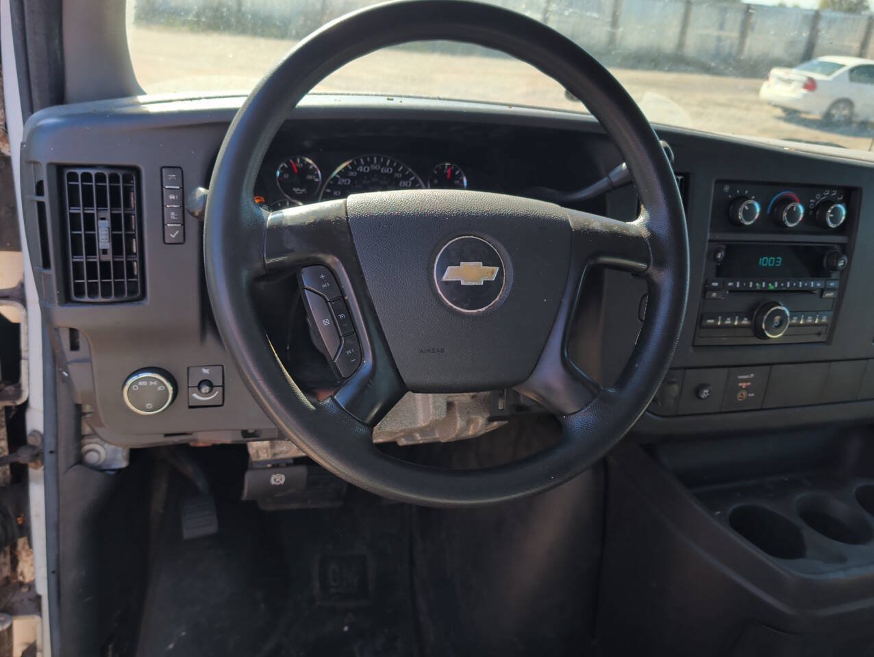 Used 2008 Chevrolet Express 3500 Extended Passenger w/ LT Preferred Equipment Group RWD image 31