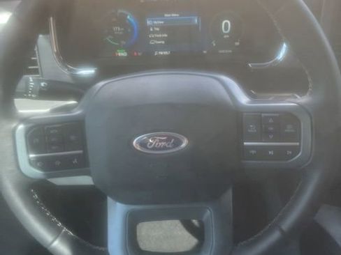 Used 2023 Ford F150 Lightning XLT image 7